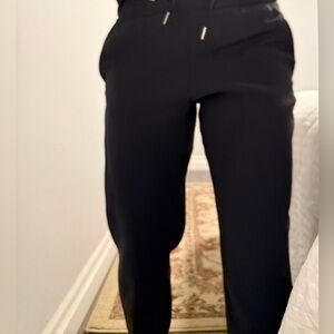 Black LULULEMON PANT